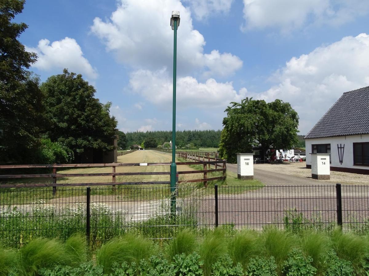 B & B De Elsterberg Elst  Bagian luar foto