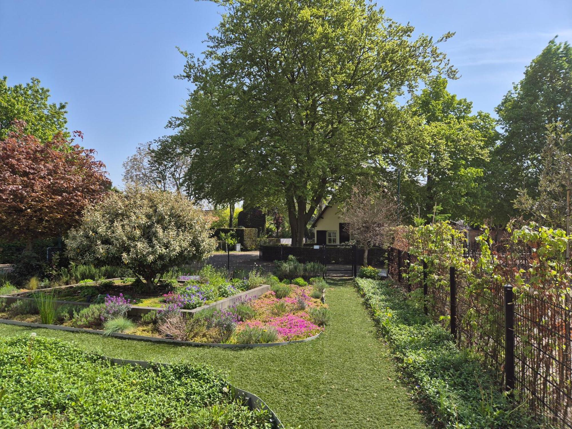 B & B De Elsterberg Elst  Bagian luar foto
